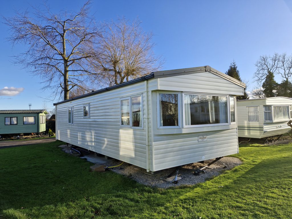 Arronbrook Topaz Used 2011